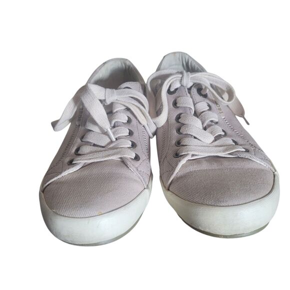 Taos Star Sneakers Women's Size 7 Beige Casual Walking Flat Shoes Beachy Comfort - Picture 4 of 9